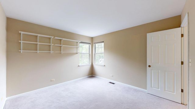1237 Cranbrook Drive, Schaumburg, IL 60193