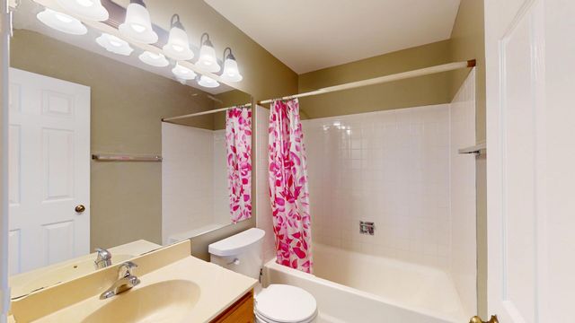 1237 Cranbrook Drive, Schaumburg, IL 60193