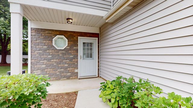 1237 Cranbrook Drive, Schaumburg, IL 60193