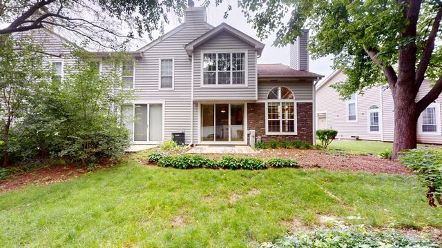 1237 Cranbrook Drive, Schaumburg, IL 60193