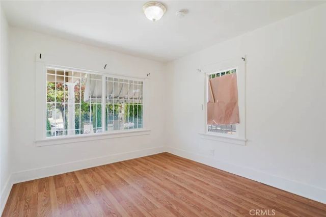 3650 7th Avenue, Los Angeles, CA 90018