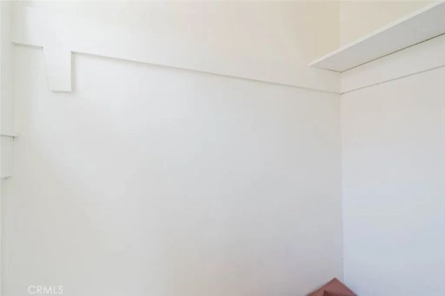 3650 7th Avenue, Los Angeles, CA 90018