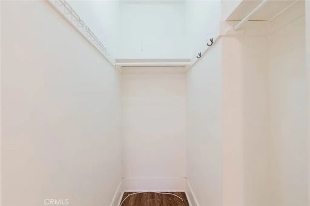 3650 7th Avenue, Los Angeles, CA 90018