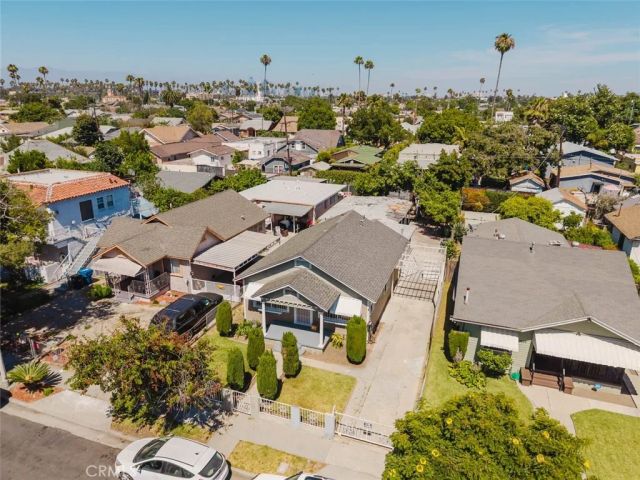 3650 7th Avenue, Los Angeles, CA 90018