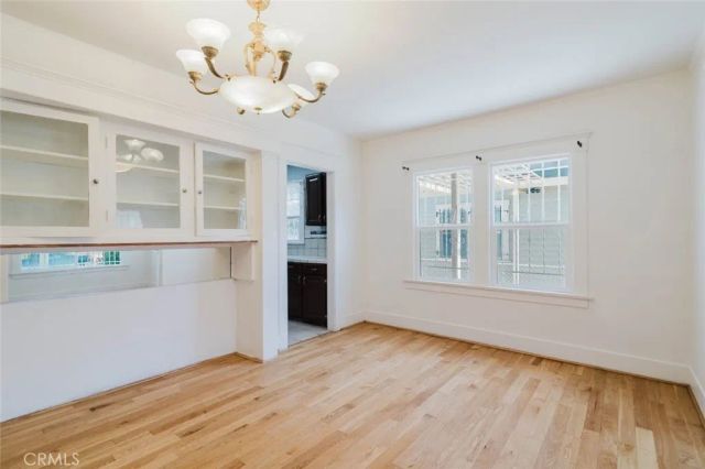 3650 7th Avenue, Los Angeles, CA 90018