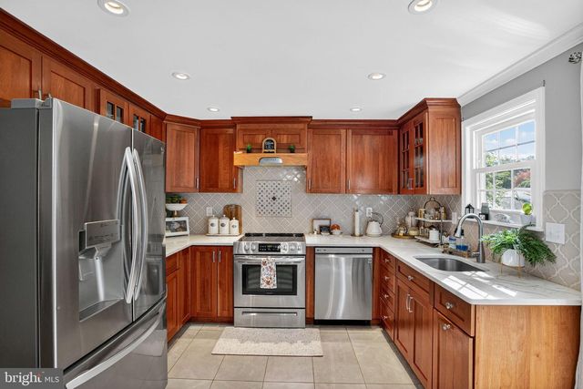 8460 RIPPLED CREEK CT, Springfield, VA 22153