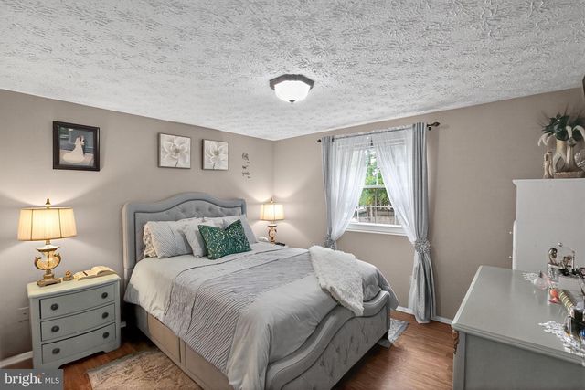 8460 RIPPLED CREEK CT, Springfield, VA 22153