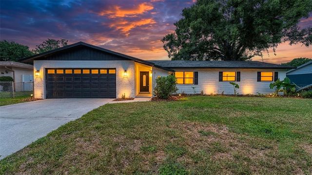 1311 NORTHGLEN LANE, Lakeland, FL 33813