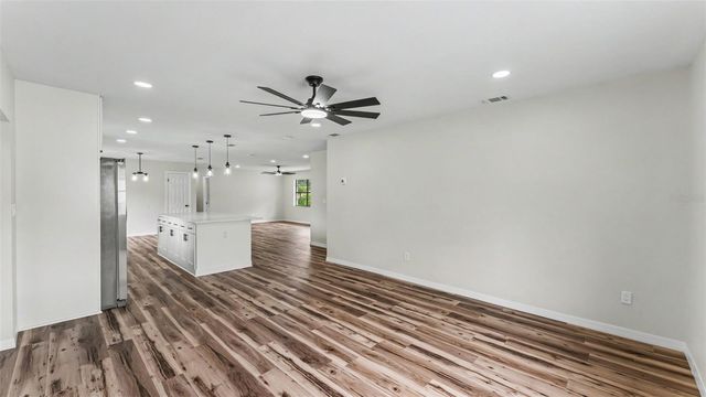 1311 NORTHGLEN LANE, Lakeland, FL 33813