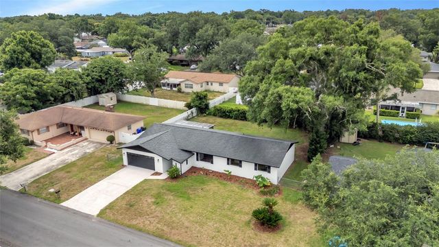 1311 NORTHGLEN LANE, Lakeland, FL 33813