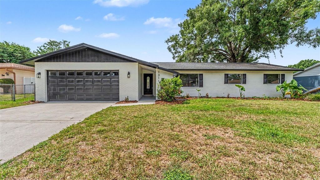 1311 NORTHGLEN LANE, Lakeland, FL 33813
