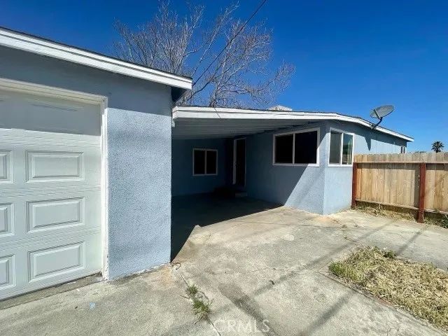 501 W Latham, Hemet, CA 92543