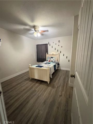 501 W Latham, Hemet, CA 92543