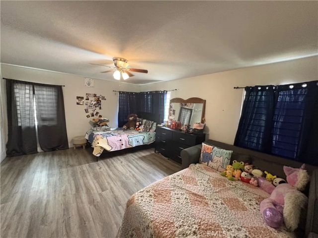 501 W Latham, Hemet, CA 92543