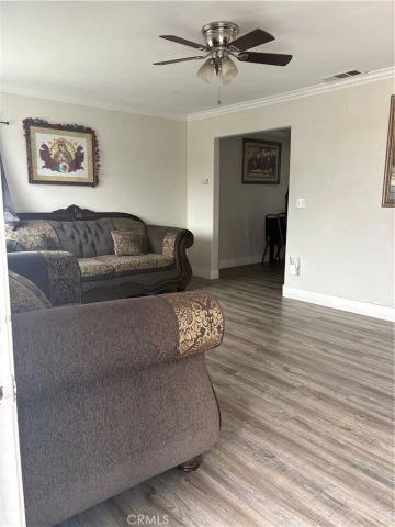 501 W Latham, Hemet, CA 92543