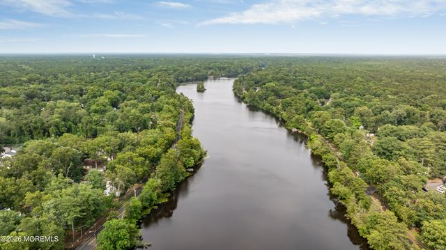 42 Chandler Street, Browns Mills, NJ 08015