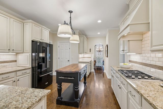 218 Gardenridge Dr, Franklin, TN 37069