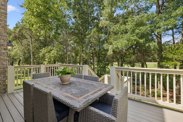 218 Gardenridge Dr, Franklin, TN 37069