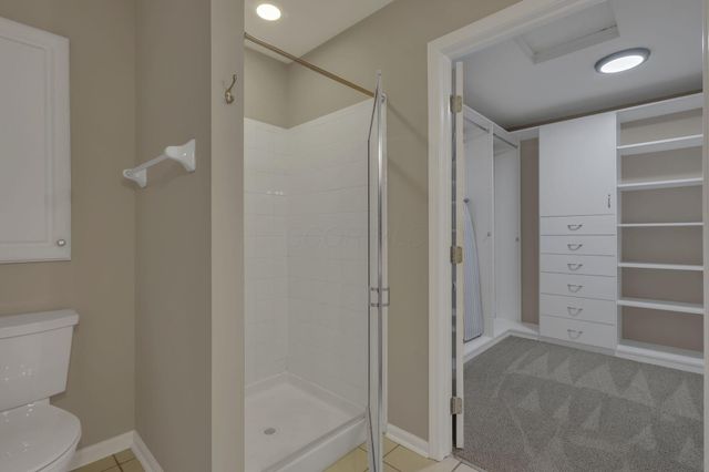 8083 Farm Crossing Circle, Powell, OH 43065