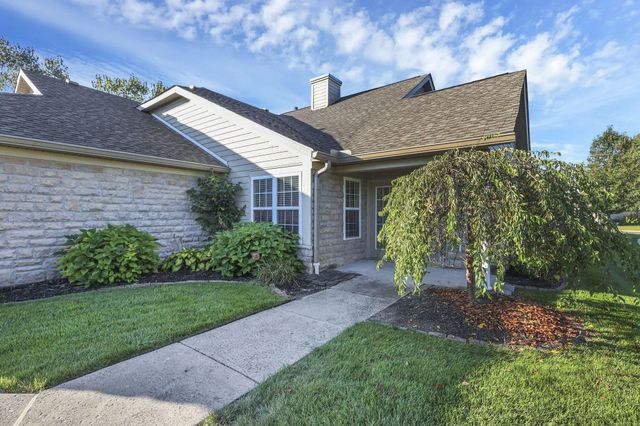 8083 Farm Crossing Circle, Powell, OH 43065