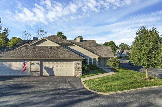 8083 Farm Crossing Circle, Powell, OH 43065