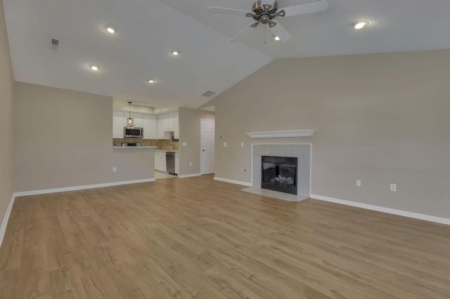 8083 Farm Crossing Circle, Powell, OH 43065