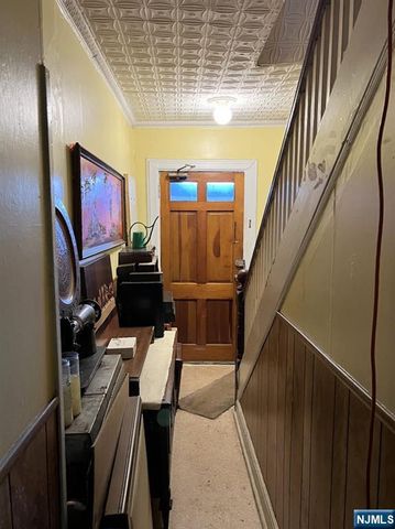 25 Bostwick Avenue, Jersey City, NJ 07305