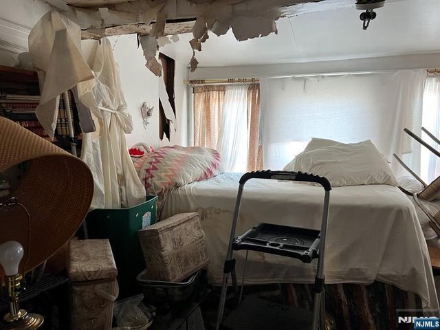 25 Bostwick Avenue, Jersey City, NJ 07305