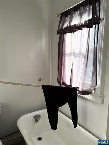 25 Bostwick Avenue, Jersey City, NJ 07305