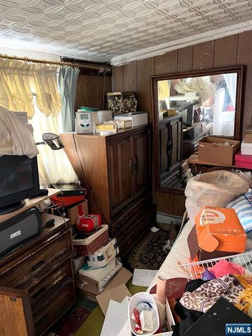 25 Bostwick Avenue, Jersey City, NJ 07305