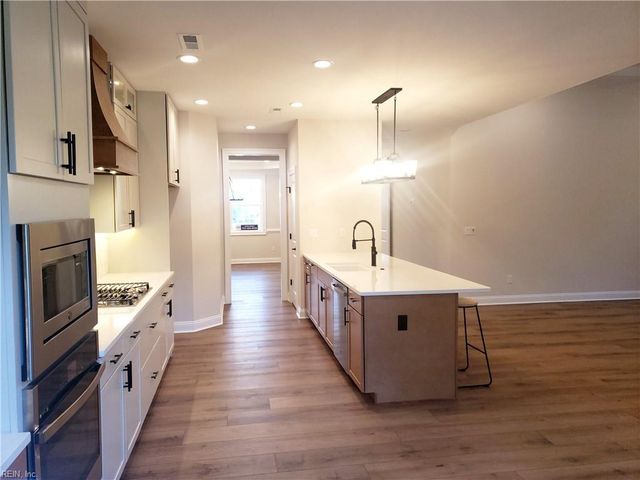 2500 Peaceful LN, Virginia Beach, VA 23456