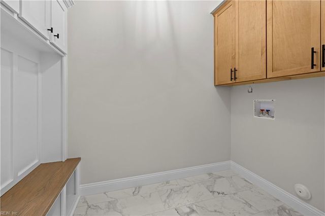 2500 Peaceful LN, Virginia Beach, VA 23456