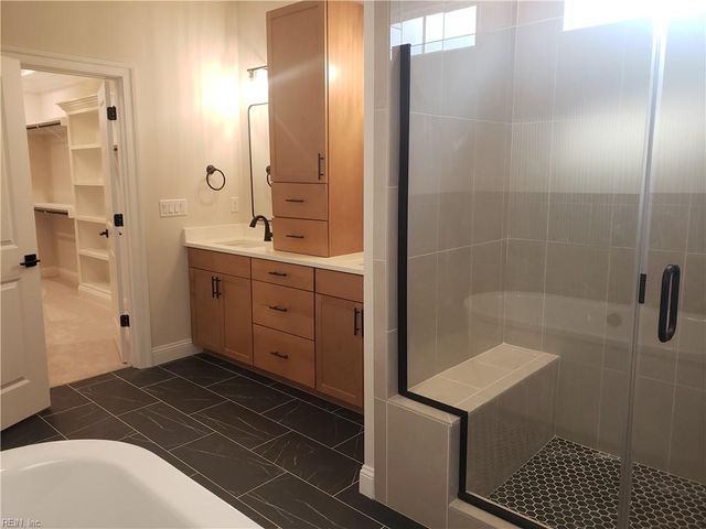 2500 Peaceful LN, Virginia Beach, VA 23456