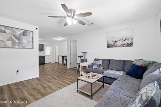 32 Yorkshire Parkway, Gulfport, MS 39503