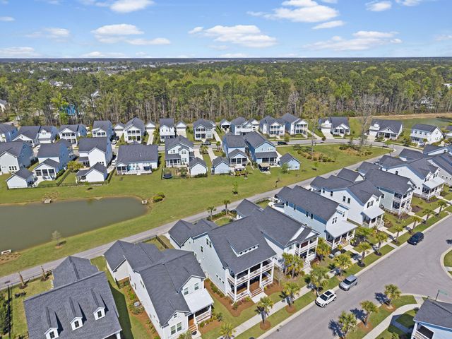 1820 Agate Bay Drive, Mount Pleasant, SC 29466