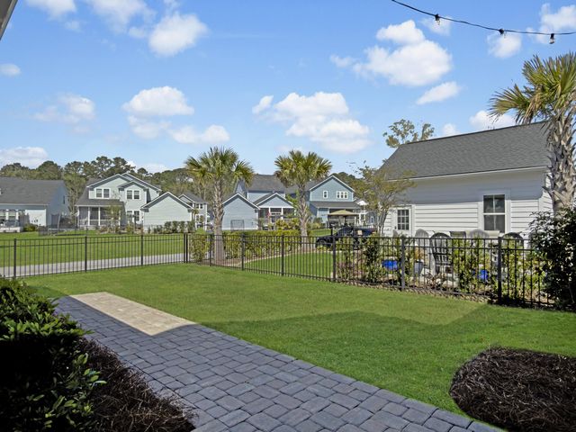 1820 Agate Bay Drive, Mount Pleasant, SC 29466