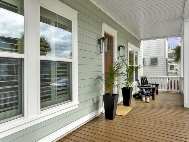 1820 Agate Bay Drive, Mount Pleasant, SC 29466