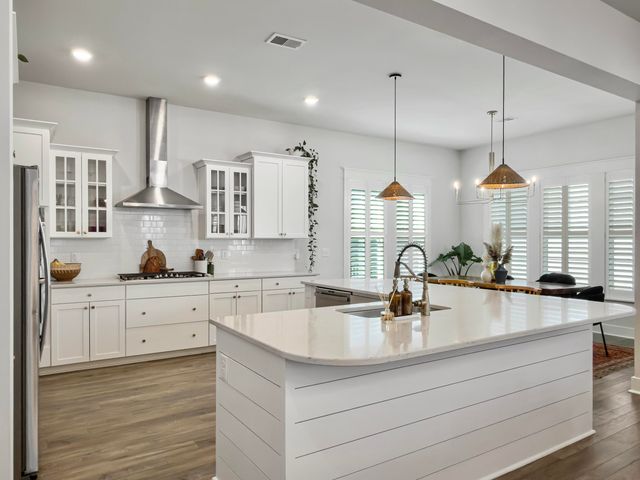 1820 Agate Bay Drive, Mount Pleasant, SC 29466