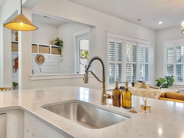 1820 Agate Bay Drive, Mount Pleasant, SC 29466