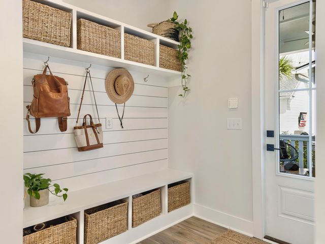 1820 Agate Bay Drive, Mount Pleasant, SC 29466