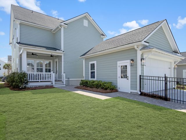 1820 Agate Bay Drive, Mount Pleasant, SC 29466