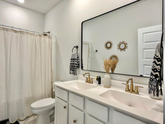 1820 Agate Bay Drive, Mount Pleasant, SC 29466