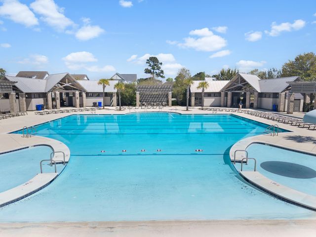 1820 Agate Bay Drive, Mount Pleasant, SC 29466