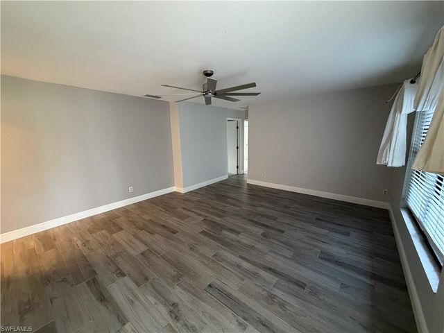 2121 SE 1st TER, Cape Coral, FL 33990