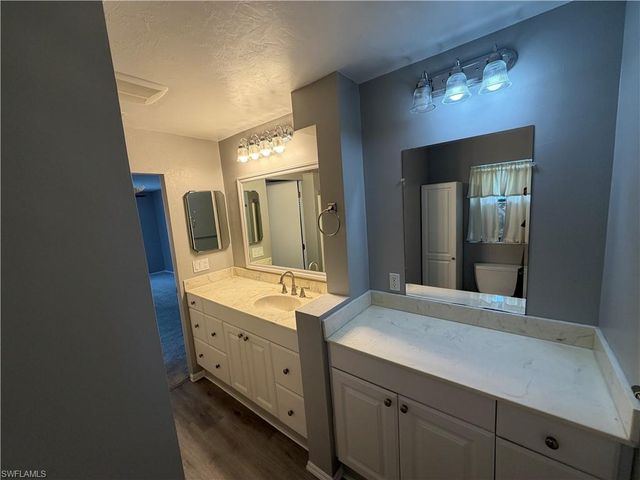 2121 SE 1st TER, Cape Coral, FL 33990