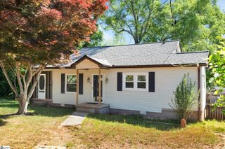 105 Nalley Street, Easley, SC 29640