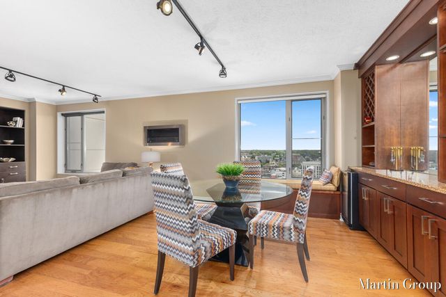 62 Campau Circle, Grand Rapids, MI 49503
