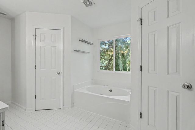 1759 Crystal Lake Drive, Charleston, SC 29412
