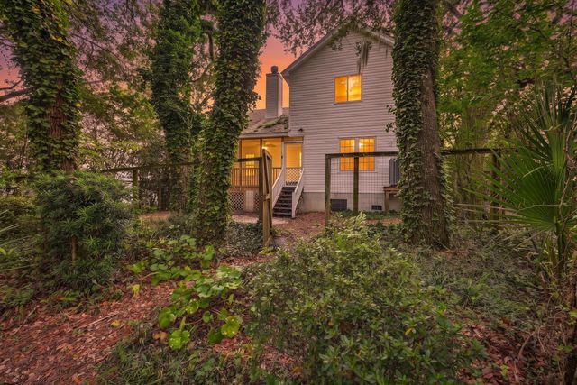 1759 Crystal Lake Drive, Charleston, SC 29412