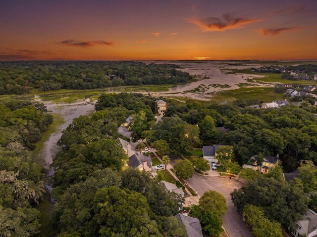 1759 Crystal Lake Drive, Charleston, SC 29412
